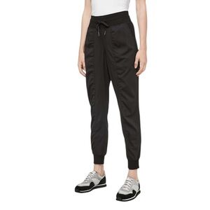 Lululemon Dance Studio Jogger Mid Rise Black Lightweight Pants 4